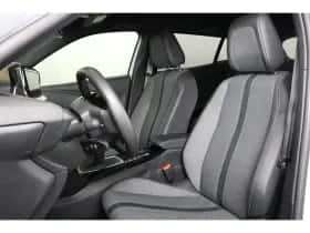 Peugeot 2008 (2024) thumbnail 11