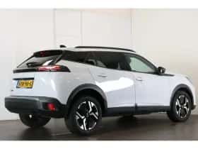 Peugeot 2008 (2024) thumbnail 5