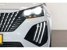 Peugeot 2008 (2024) thumbnail 7