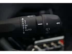 Peugeot 2008 (2023) thumbnail 26