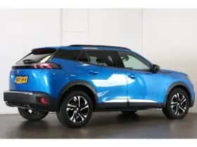 Peugeot 2008 (2023) thumbnail 5