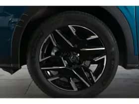 Peugeot 3008 (2025) thumbnail 7