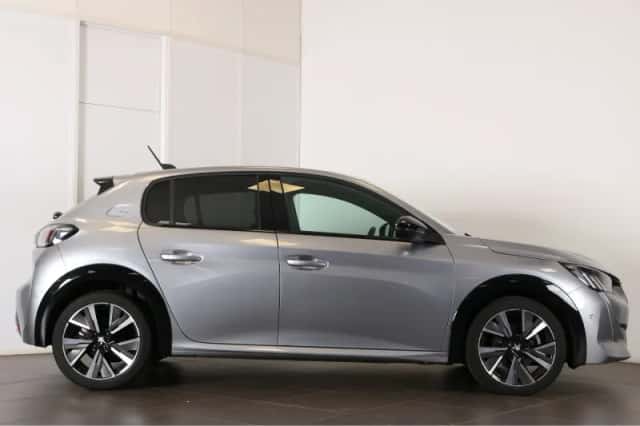 Peugeot 208 (2021) thumbnail 4