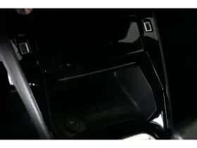 Peugeot 208 (2021) thumbnail 40
