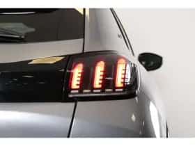 Peugeot 208 (2021) thumbnail 8