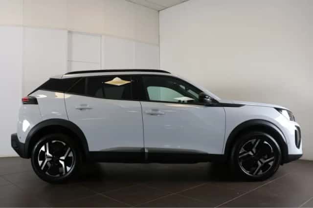 Peugeot 2008 (2025) thumbnail 4