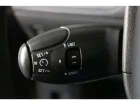 Peugeot 2008 (2014) thumbnail 23