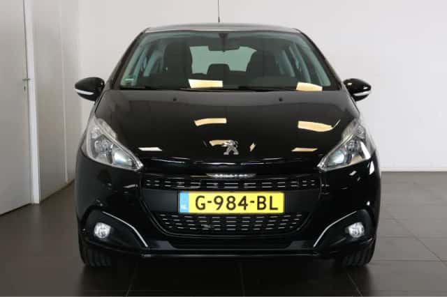 Peugeot 208 (2018) thumbnail 2