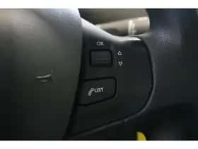 Peugeot 208 (2018) thumbnail 19