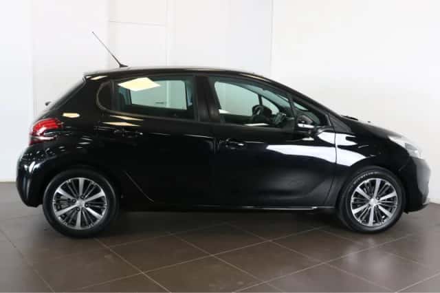 Peugeot 208 (2018) thumbnail 4