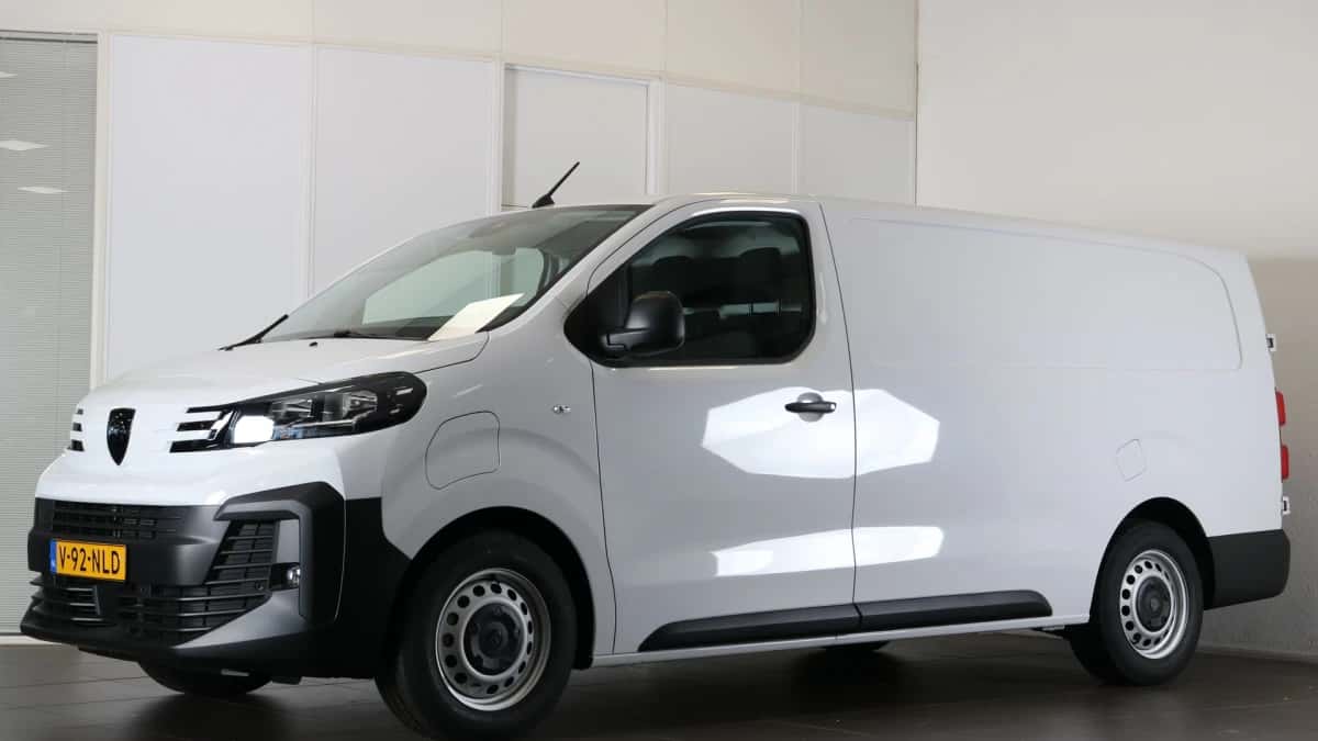 Peugeot E-Expert (2025) — foto 1