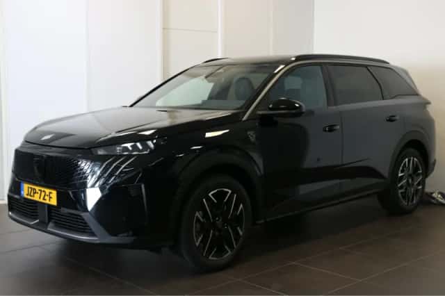 Peugeot 5008 (2026) thumbnail 1