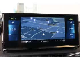 Peugeot 3008 (2022) thumbnail 33