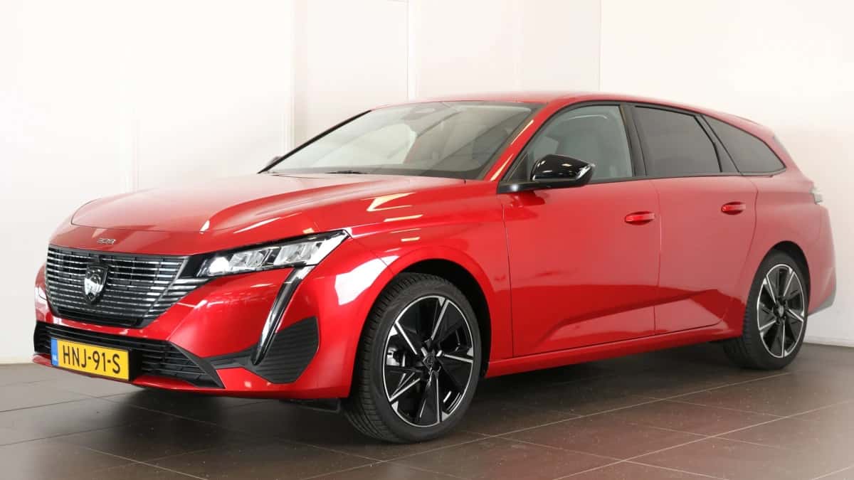 Peugeot e-308 (2025) — foto 1