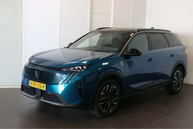 Peugeot 5008 (2026) thumbnail 1