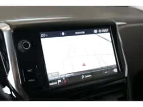 Peugeot 2008 (2018) thumbnail 26