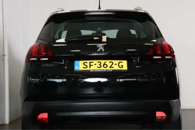 Peugeot 2008 (2018) thumbnail 5