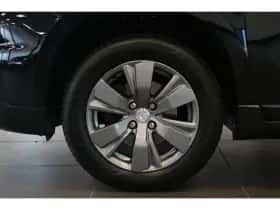 Peugeot 2008 (2018) thumbnail 10