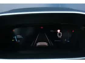 Peugeot 208 (2023) thumbnail 25