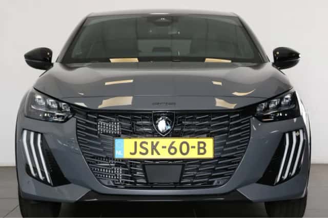 Peugeot 208 (2025) thumbnail 2