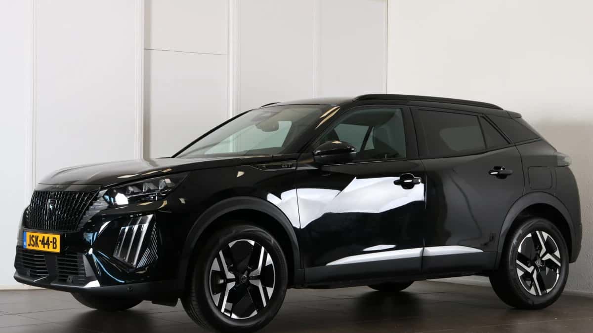Peugeot 2008 (2025) — foto 1