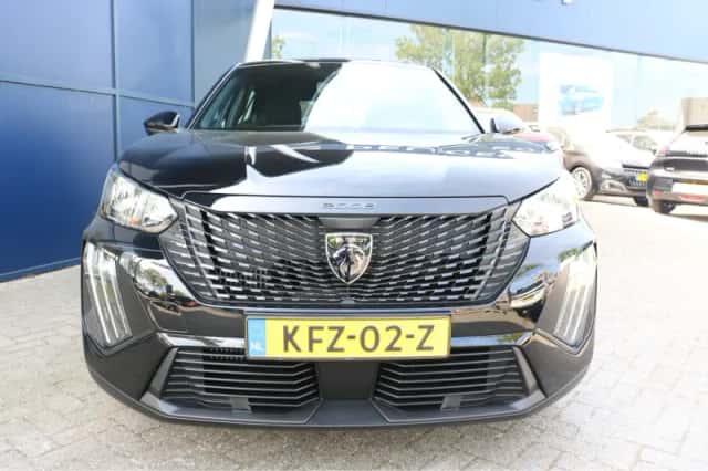 Peugeot 2008 (2025) thumbnail 2