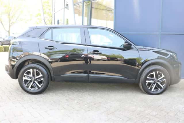 Peugeot 2008 (2025) thumbnail 5