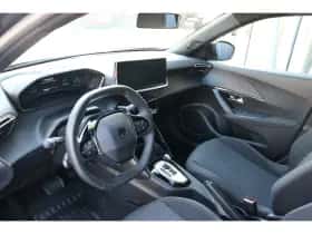 Peugeot 2008 (2025) thumbnail 7