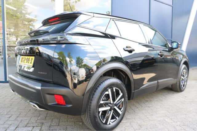 Peugeot 2008 (2025) thumbnail 3