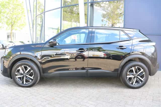 Peugeot 2008 (2025) thumbnail 4