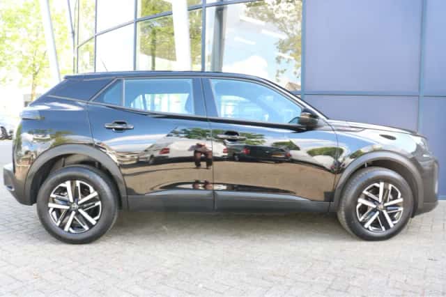 Peugeot 2008 (2025) thumbnail 5