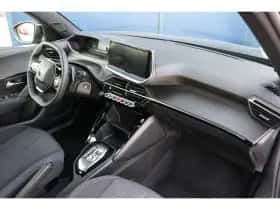 Peugeot 2008 (2025) thumbnail 8
