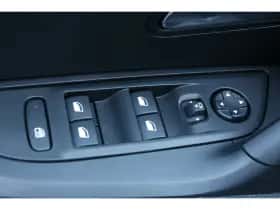 Peugeot 2008 (2025) thumbnail 26