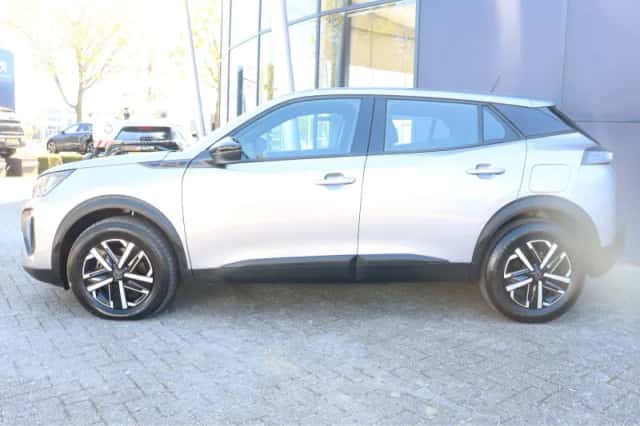 Peugeot 2008 (2025) thumbnail 4