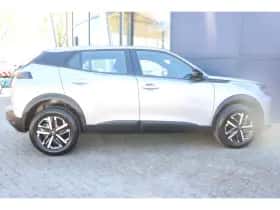 Peugeot 2008 (2025) thumbnail 5