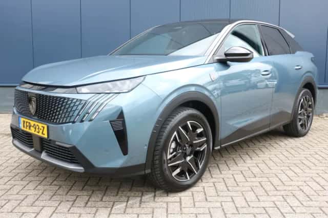Peugeot 3008 (2025) thumbnail 1