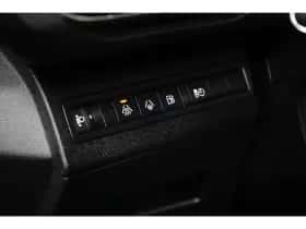 Peugeot 3008 (2023) thumbnail 20