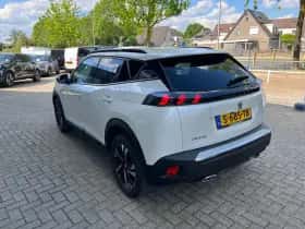 Peugeot 2008 (2023) thumbnail 4