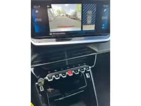 Peugeot 2008 (2023) thumbnail 8