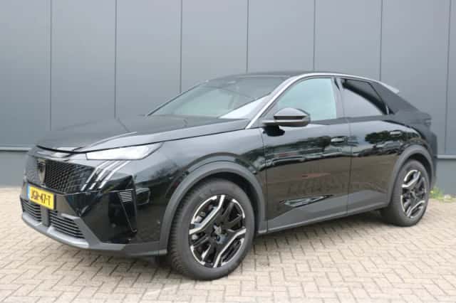 Peugeot e-3008 (2025) thumbnail 1