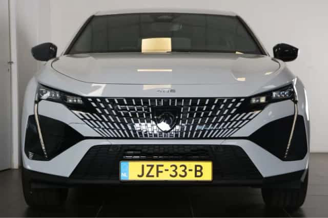 Peugeot e-408 (2026) thumbnail 2
