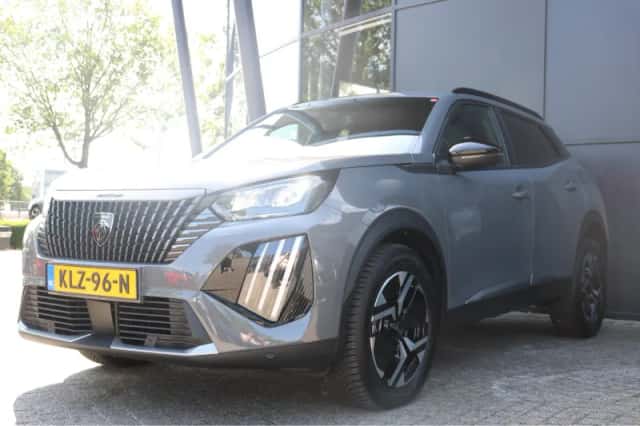 Peugeot 2008 (2025) thumbnail 1