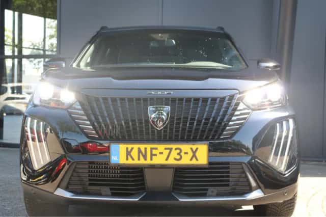 Peugeot 2008 (2025) thumbnail 2