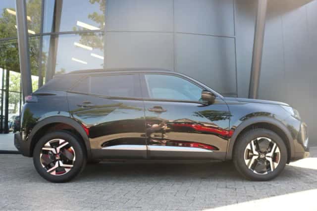 Peugeot 2008 (2025) thumbnail 3