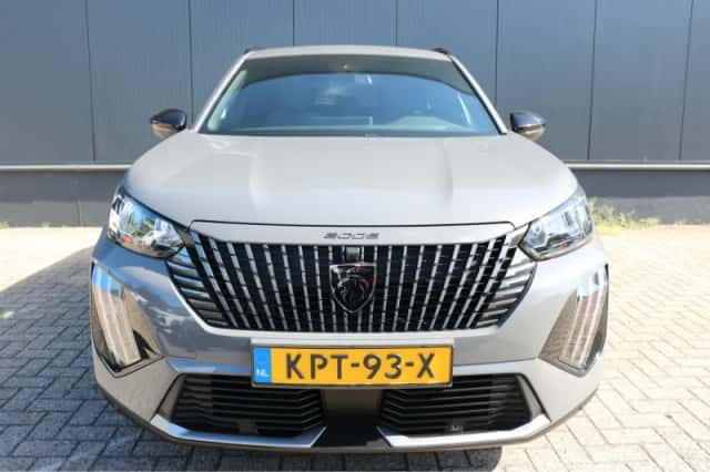 Peugeot 2008 (2025) thumbnail 2