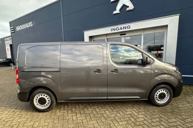 Peugeot Expert (2024) thumbnail 2