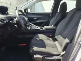 Peugeot 5008 (2022) thumbnail 11