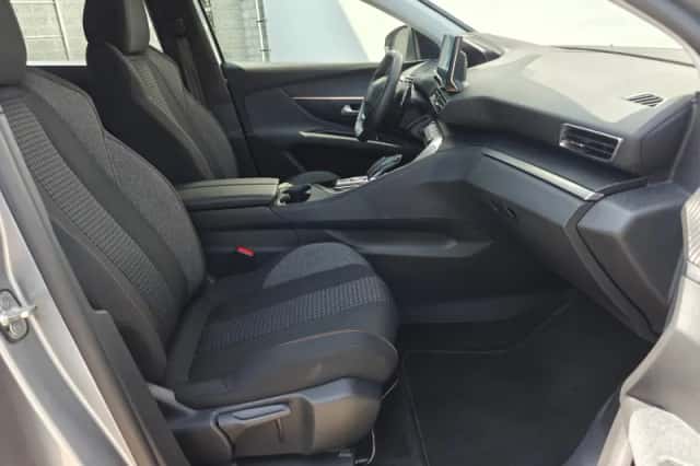 Peugeot 5008 (2022) thumbnail 15