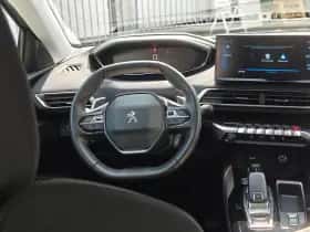 Peugeot 5008 (2022) thumbnail 18