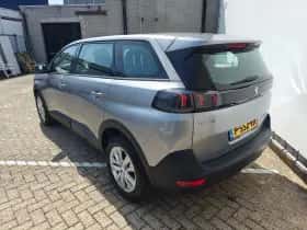 Peugeot 5008 (2022) thumbnail 3